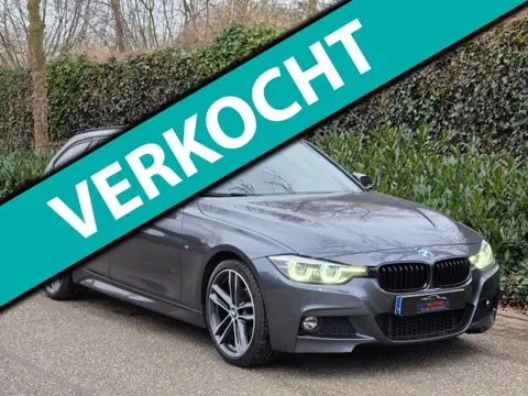 BMW 3-serie Touring 320i M Sport Ed Pano 6WB dig. Teller EVO Navi Apple CarPlay LED NAP NL