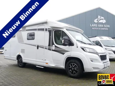 Knaus Van TI 650 MEG Platinum, Lengtebedden, Dakairco