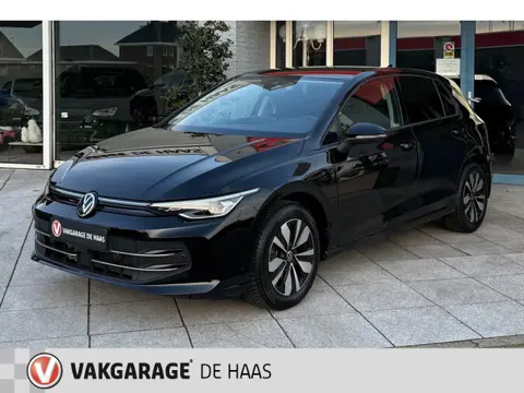 Volkswagen GOLF 1.5 eTSI Life Edition