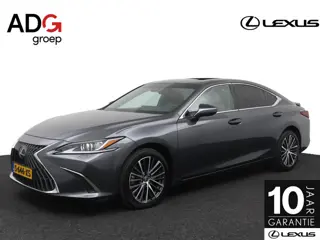 Lexus ES 300h Business Line | Apple Carplay & Android Auto | 18 Inch Lichtmetalen velgen | Stoel & S