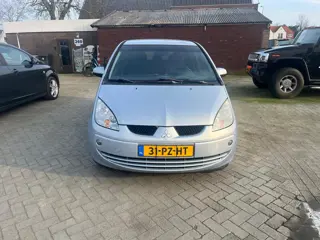 Mitsubishi Colt 1.3 Invite+ airco lm velg cv elec ramen