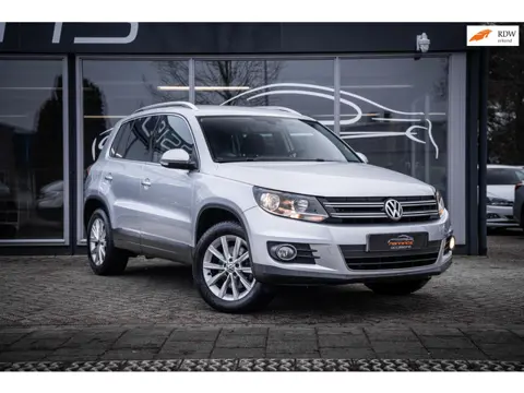 Volkswagen Tiguan 1.4 TSI Sport&Style|Trekh|Navi|Clima|Cruise|Alcantara|17"LMV|