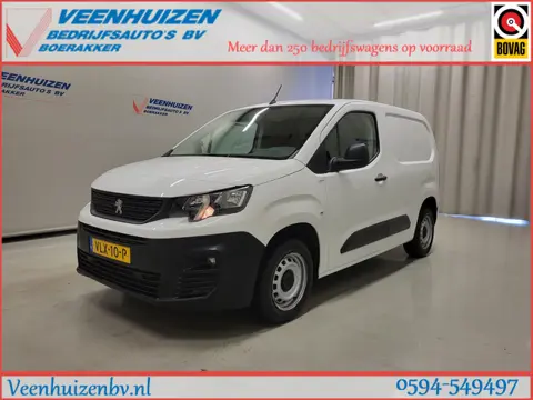 Peugeot Partner 1.2PureTech 110pk Benzine! (bj 2021)