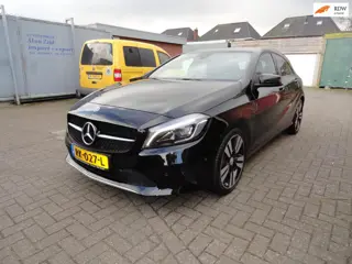 Mercedes-Benz A-klasse 180 Prestige (KM 196150 NIEUWSTAAT)