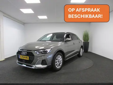 Audi A1 citycarver 30 TFSI I Leder I Automaat I Apple Carplay I Navigatie I