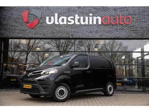 Toyota PROACE Electric Compact Standard Range Navigator , Carplay/Android auto,
