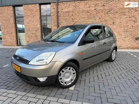Ford Fiesta 1.4-16V Ambiente | Automaat | Trekhaak | Airco