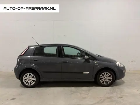 Fiat Punto Evo 0.9 TwinAir Young 5drs. Airco APK NAP