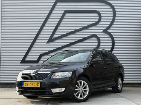 Skoda Octavia Combi 1.2 TSI Greentech Style Navi|Clima|Cruise|PDC V+A|Stoelverwarming|Bluetooth|6 Ba