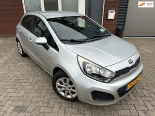 Kia Rio 1.2 CVVT Comfort Pack / Navi / Camera / Airco / 5DRS / NAP