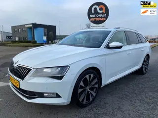 Skoda Superb Combi 2015 * 1.4 TSI ACT Style Business *DEALER ONDERHOUDEN* *APK* KM NAP