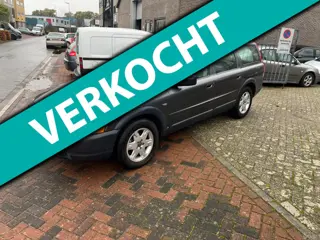 Volvo XC70 2.4 D5 Momentum! Cross! Automaat! Cruise! Leder!