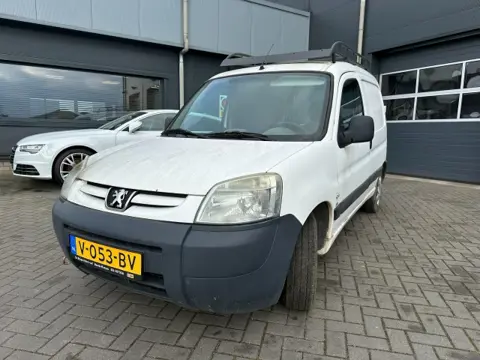 PEUGEOT PARTNER 1.6 HDI 170C met trekhaak en APK tot 12-2026