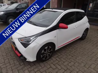 Toyota Aygo 1.0 VVT-i x-first cabriodak (bj 2018)