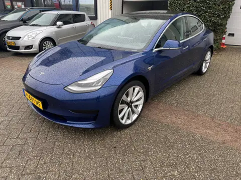 Tesla Model 3 Standard RWD Plus 60 kWh