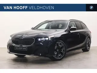 BMW 5 Serie Touring 520i M Sport Automaat / Panoramadak / Trekhaak / Stoelventilatie / Bowers & Wilk
