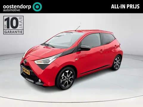 Toyota Aygo 1.0 VVT-i x-joy | Apple CarPlay/Android auto | Achteruitrijcamera | Fietsendragerbeugel