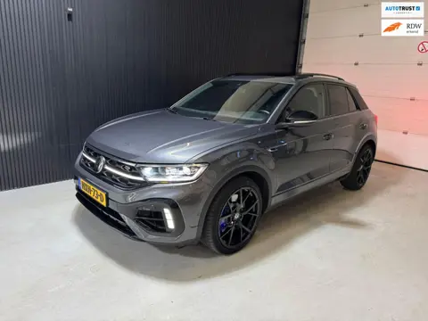 Volkswagen T-ROC 2.0 TSI 4Motion R 301pk Akra Pano