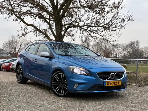 Volvo V40 2.0 D2 Inscription | R-Design | Cruise + Navi + Clima nu €10.450,-!!!