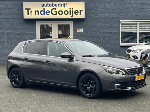 Peugeot 308 1.2 PureTech Allure | NAV. | PANORAMA | APPLE CARPLAY / ANDROID AUTO |