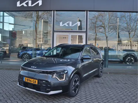 Kia Niro EV ExecutiveLine 64.8 kWh | Navigatie | Camera | Stoel/Stuurverwarming | All-Season banden 