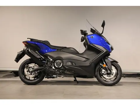 Yamaha T-MAX 560 (bj 2026)