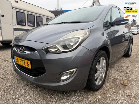Hyundai Ix20 1.6i i-Vision AUTOMAAT 1e Eig Dealer OH! Camera Cruise Navi Winterbanden