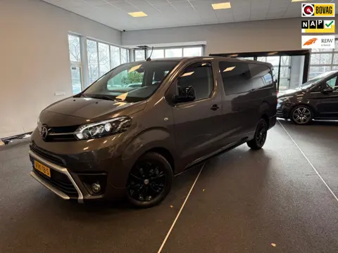 Toyota PROACE Worker 2.0 D-4D Black Line DC 6 persoons