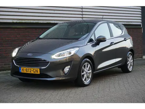 Ford Fiesta 1.0 EcoB.95PK Titanium Navigatie via AppleCarplay/ Parkeersensoren/December 2020.