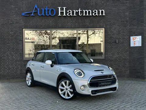 Mini 2.0 Cooper S LEDER|CARPLAY|CRUISECONTROL