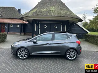 Ford Fiesta 1.0 EcoBoost Vignale Pano Voll (bj 2018)
