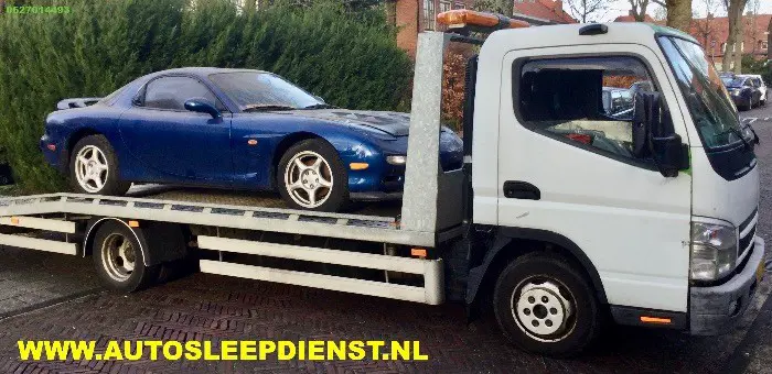 Autoambulance / oprijwagen / sleepdienst