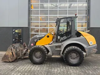 Ahlmann AS700 (bj 2020)