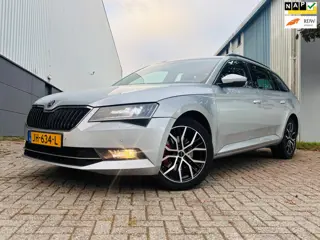 Skoda Superb Combi 1.4 TSI Ambition Business NIEUWE APK
