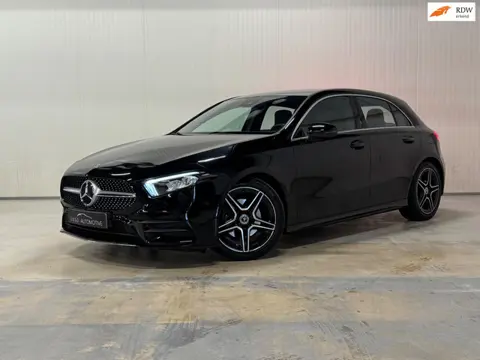 Mercedes-Benz A-klasse 180 Business Solution AMG | AMBIANCE | CAMERA | LED | DODEHOEK