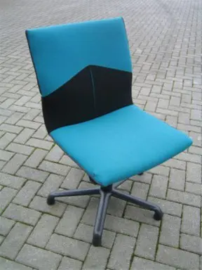 1x Conferentiestoel Artifort