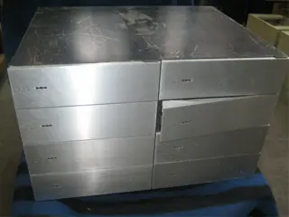 1x Bank kluis locker 8-deurs