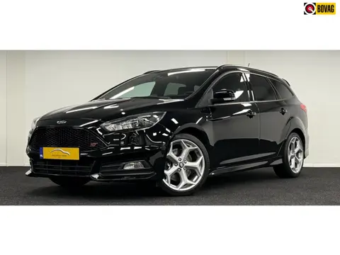 Ford Focus 2.0 ST*250PK*DealerOh*Navi*Carplay*Xenon*Stoel&Stuurverw*Recaro*