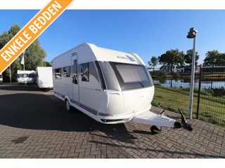 Hobby De Luxe 460 LU MODEL 2026 - 1500KG - 240