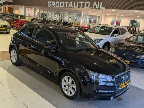 Audi A1 1.2 TFSI Attraction Pro Line Business Airco, Cruise Control, Stuurbekrachtiging