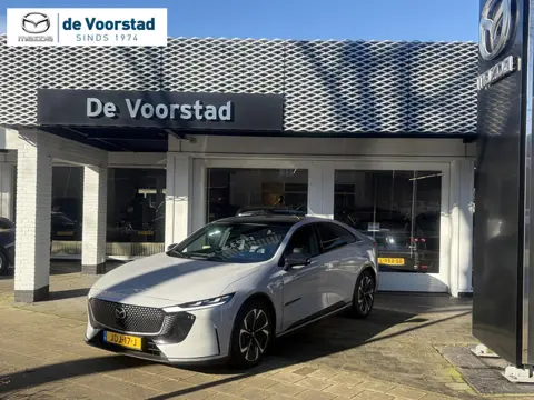 Mazda 6e Takumi 68.8 kWh | 258 PK | 165 KW snel laden | 17% bijtelling | BTW auto | DEMO