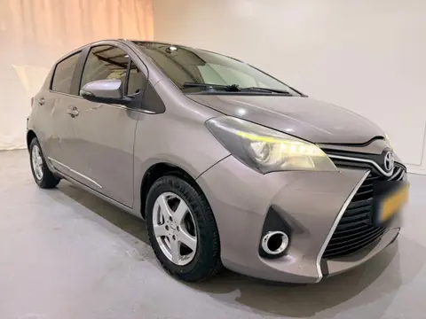 Toyota Yaris HB 1,0 VVT-i Aspiration Clima (bj 2015)
