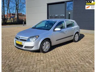 Opel Astra 1.6 5-drs Cruisecontrol,airco,carplay,trekhaak!