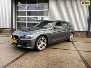 BMW 3-serie Touring 318d Executive