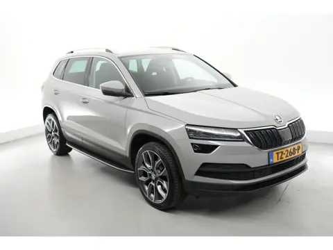 Škoda Karoq 116 pk DSG- Sportline- 19" -Privacyglas-ACC-Zeer nette auto! distributie vervangen, Carp