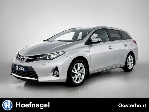 Toyota Auris Touring Sports 1.8 Hybrid Dynamic Automaat | Trekhaak | Camera |Cruise Control | Parkee