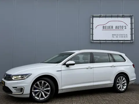 Volkswagen Passat Variant 1.4 TSI GTE 218pk PHEV DSG-Automaat Trekhaak/Camera/Apple Carplay.