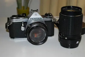 Pentax spiegelref. camera + smc objectief 135 mm