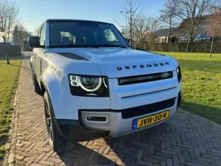 LAND ROVER DEFENDER 110 P400e 221kW Aut.Luchtvering , schadevrij, dealeronderhouden.