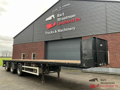 Floor FLO-17-30S2 3 assige platte trailer 2e & 3e as gestuurd. BS1875